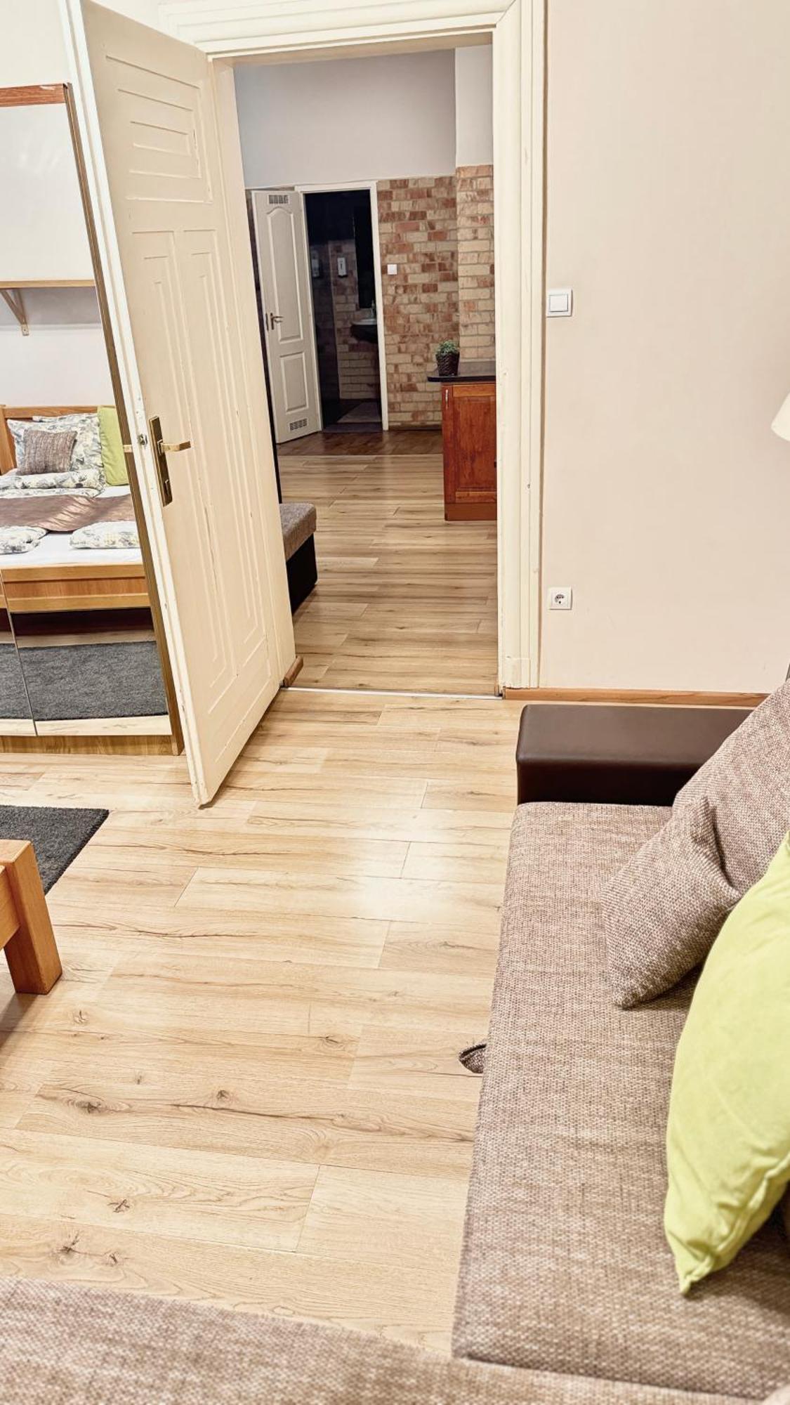 City Centrum Fashionstreet Apartman Apartment บูดาเปสต์ ภายนอก รูปภาพ